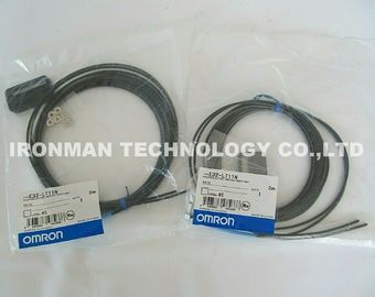 Término fotoeléctrico del envío de la unidad E32 DHL de la fibra del interruptor del cable del PLC de E32-LT11N Omron
